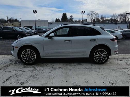 2017 Porsche Macan Turbo