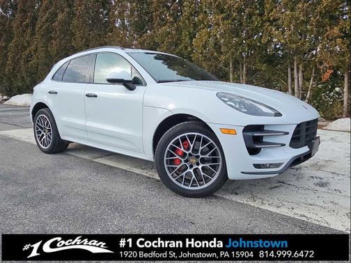 2017 Porsche Macan Turbo