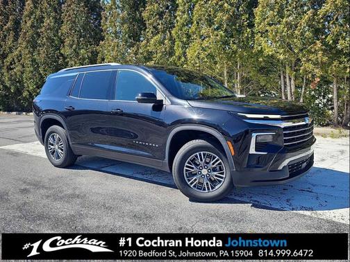 Mosaic Black Metallic 2024 Chevrolet Traverse LT