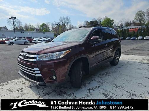 Ooh La La Rouge Mica 2019 Toyota Highlander XLE