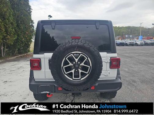 Bright White Clearcoat 2026 Jeep Wrangler Rubicon