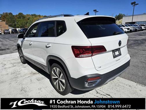 2024 Volkswagen Taos 1.5T SE