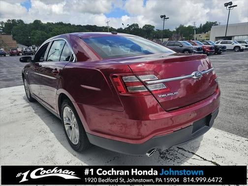 2017 Ford Taurus SEL