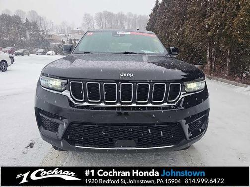 2023 Jeep Grand Cherokee Laredo