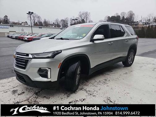 2022 Chevrolet Traverse LT Leather