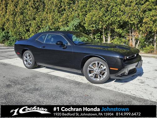 2023 Dodge Challenger SXT