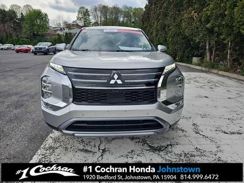 Alloy Silver Metallic 2025 Mitsubishi Outlander SE 2.5 S-AWC