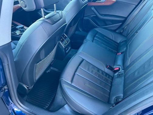 2022 Audi A5 quattro Premium Plus 40 TFSI AWD 4dr Sportback