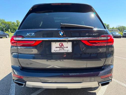 Gray 2022 BMW X7 xDrive40i AWD 4dr Sports Activity Vehicle