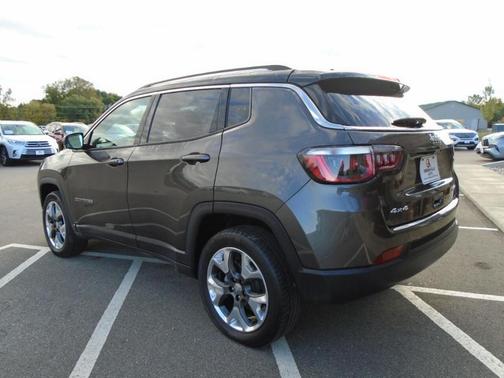 Photo 4 of 24 of 2018 Jeep Compass Limited