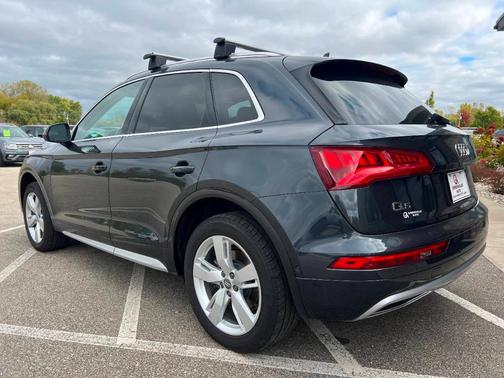 2019 Audi Q5 quattro Prestige 45 TFSI AWD 4dr SUV