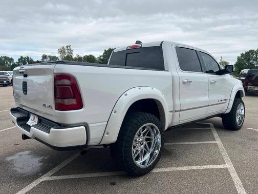 2019 RAM 1500 Limited 4x4 4dr Crew Cab 5.6 ft. SB Pickup