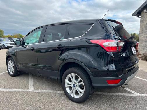 2017 Ford Escape SE AWD 4dr SUV