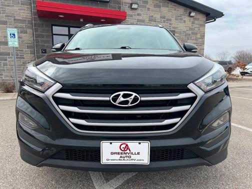 Black Noir Pearl 2018 Hyundai TUCSON SEL Plus AWD 4dr SUV