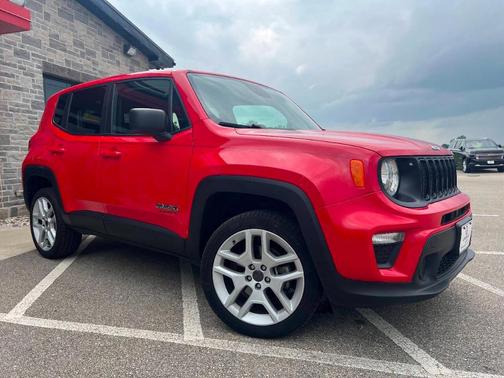 2020 Jeep Renegade Jeepster 4x4 4dr SUV