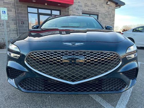 2025 Genesis G70 2.5T Standard AWD 4dr Sedan