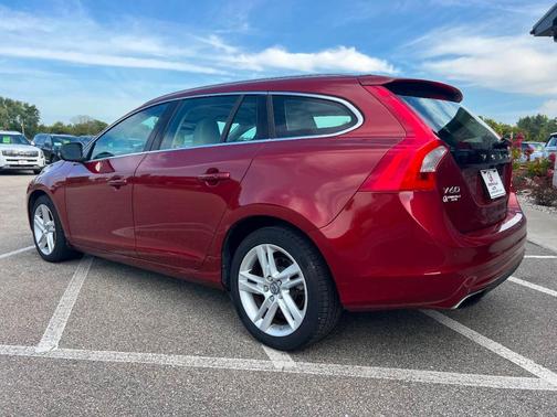 2015 Volvo V60 T5 Premier Plus AWD 4dr Wagon