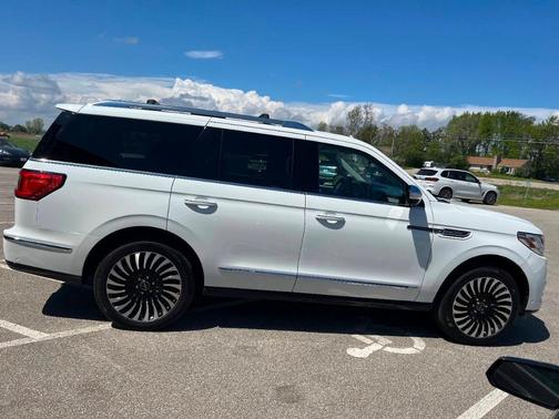 White 2020 Lincoln Navigator Black Label 4x4 4dr SUV