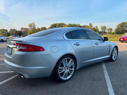 2011 Jaguar XF Supercharged 4dr Sedan