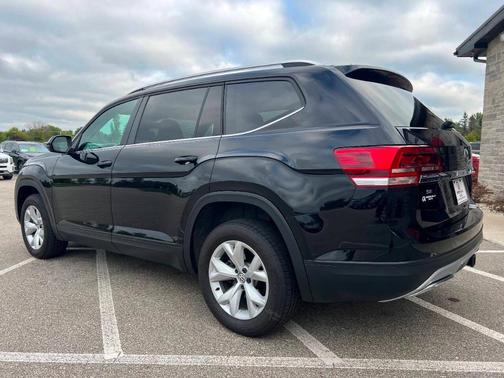 2018 Volkswagen Atlas V6 SE 4Motion AWD 4dr SUV w/Technology