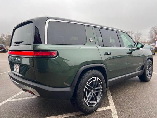 2025 Rivian R1S Adventure AWD Dual Motor 4dr SUV