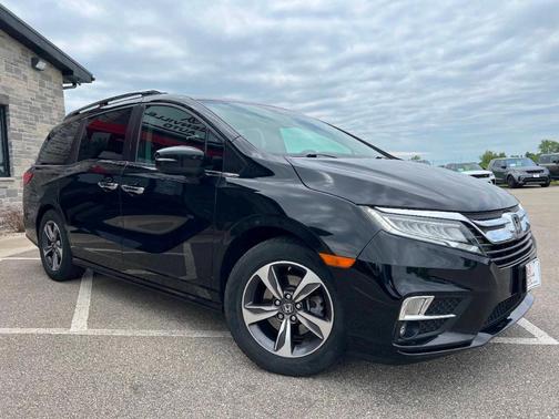 2018 Honda Odyssey Touring 4dr Mini Van
