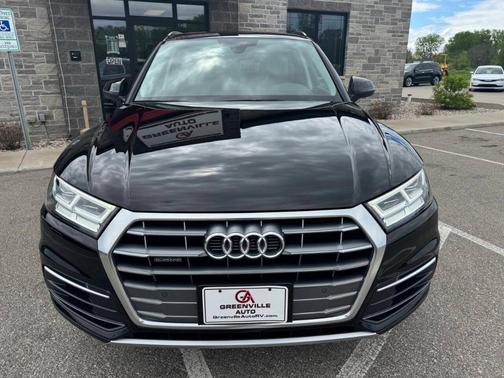 2019 Audi Q5 quattro Premium Plus 45 TFSI AWD 4dr SUV