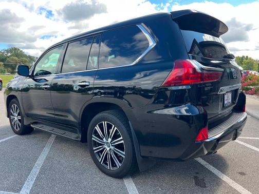 2019 Lexus LX 570 Three Row AWD 4dr SUV