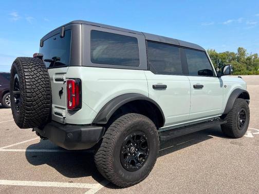 2022 Ford Bronco Wildtrak Advanced 4x4 4dr SUV
