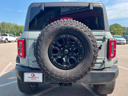 2022 Ford Bronco Wildtrak Advanced 4x4 4dr SUV