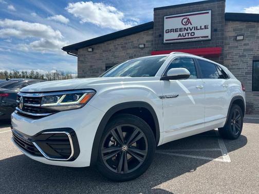 Pure White 2022 Volkswagen Atlas Cross Sport V6 SEL R Line 4Motion AWD 4dr SUV