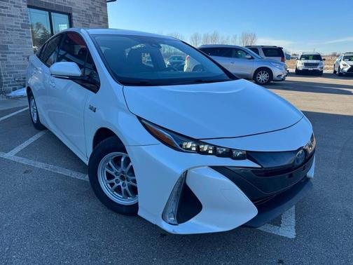 2018 Toyota Prius Prime Plus 4dr Hatchback