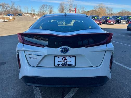 2018 Toyota Prius Prime Plus 4dr Hatchback