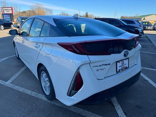 2018 Toyota Prius Prime Plus 4dr Hatchback