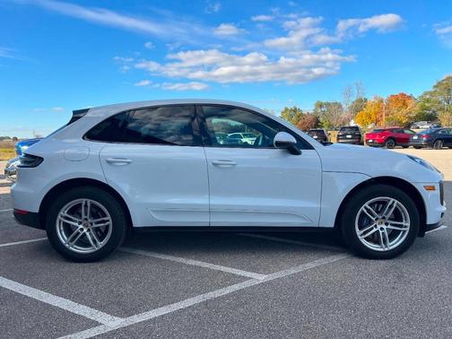 2021 Porsche Macan Base AWD 4dr SUV