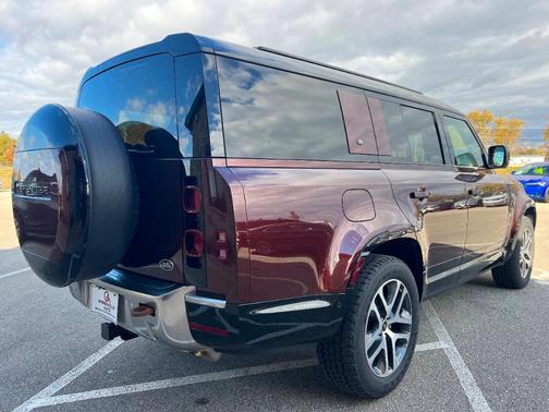 2023 Land Rover Defender 130 SE AWD 4dr SUV