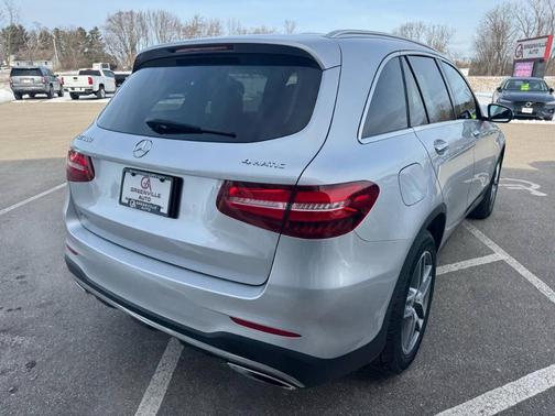 2016 Mercedes-Benz GLC-Class GLC 300 4MATIC AWD 4dr SUV