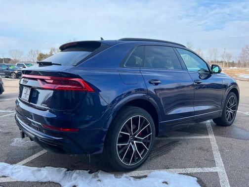 2019 Audi Q8 quattro Prestige 55 TFSI AWD 4dr SUV