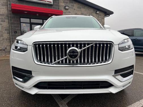 2021 Volvo XC90 T6 Inscription 6 Passenger AWD 4dr SUV