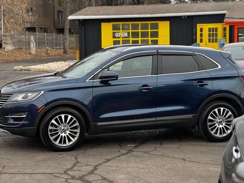 2017 Lincoln MKC Reserve