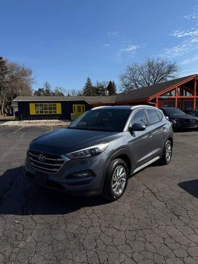 2018 Hyundai TUCSON SEL