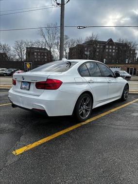 2017 BMW 330 i xDrive
