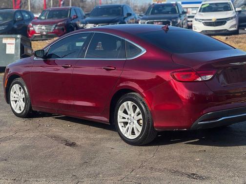 2016 Chrysler 200 Limited
