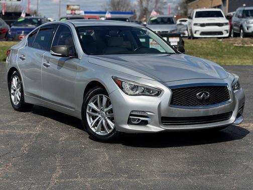 Liquid Platinum 2014 INFINITI Q50 Sport