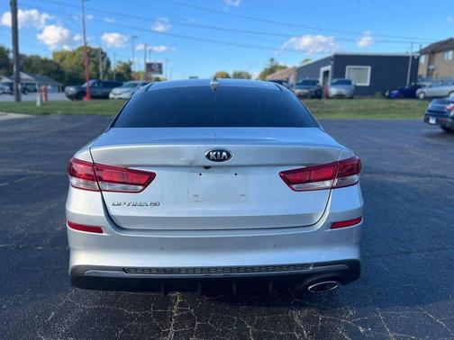 2019 Kia Optima LX
