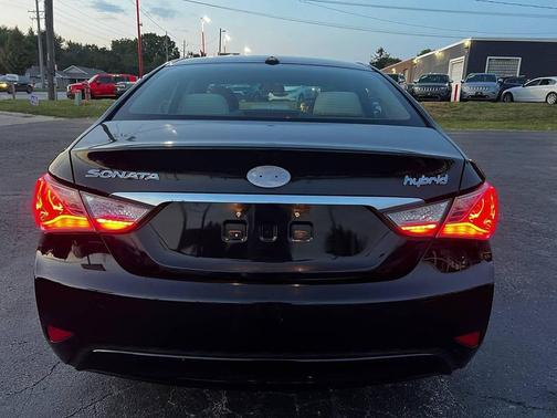 2011 Hyundai SONATA Hybrid Base