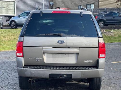 2002 Ford Explorer XLS