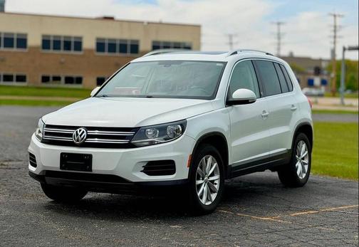 Pure White 2017 Volkswagen Tiguan 2.0T Wolfsburg Edition