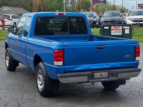 Blue 2000 Ford Ranger XLT SuperCab