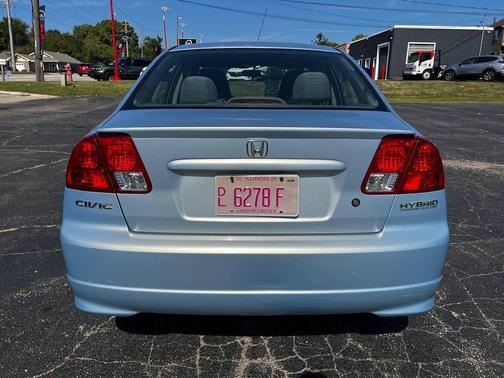 2005 Honda Civic Hybrid 4dr Sedan